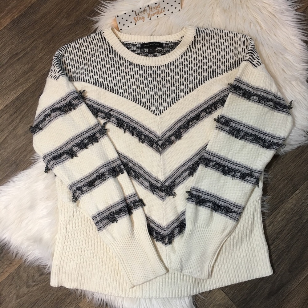 Banana republic chevron fringe pullover - Picture 2 of 8